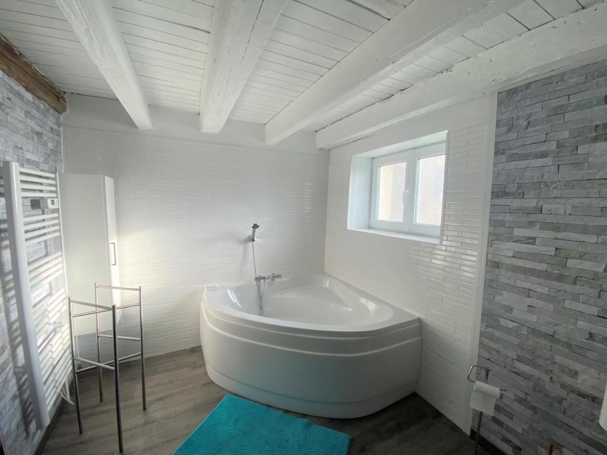 Maison D'Hotes A La Fontaine Fleurie 88 Fremifontaine Buitenkant foto